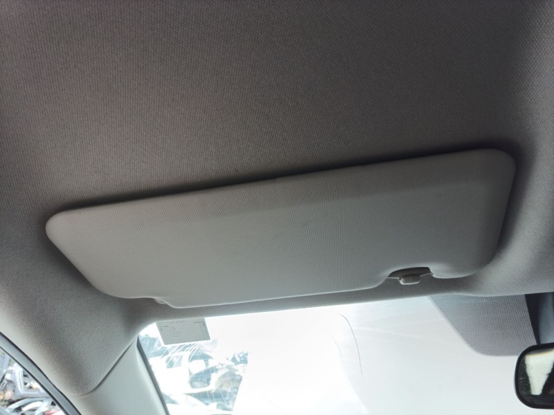 Recambio de parasol izquierdo para mazda 2 hatchback (dl, dj) 1.5 skyactiv-g m hybrid referencia OEM IAM   