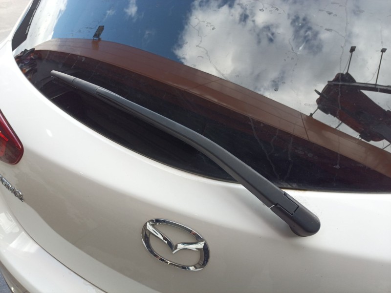 Recambio de brazo limpia trasero para mazda 2 hatchback (dl, dj) 1.5 skyactiv-g m hybrid referencia OEM IAM   