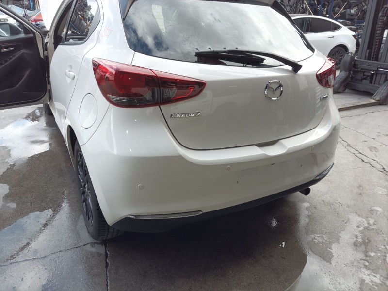 Recambio de paragolpes trasero para mazda 2 hatchback (dl, dj) 1.5 skyactiv-g m hybrid referencia OEM IAM   