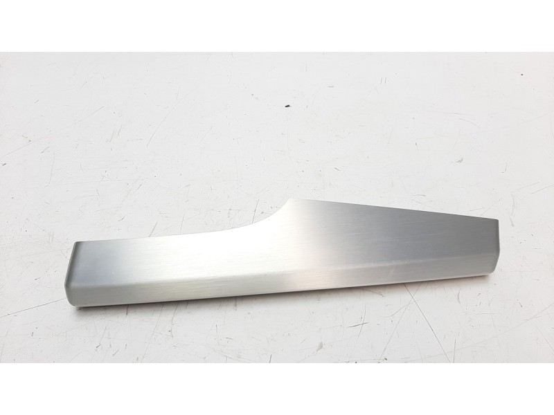 Recambio de moldura para audi q5 (fyb) 2.0 16v tdi referencia OEM IAM 80B853189AB1NK  