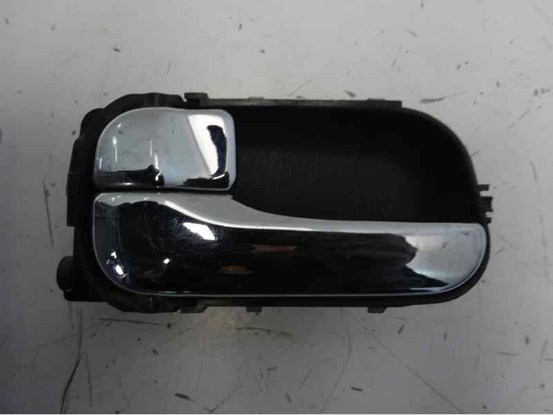 Recambio de maneta interior trasera izquierda para nissan primera berlina (p11) gx referencia OEM IAM   
