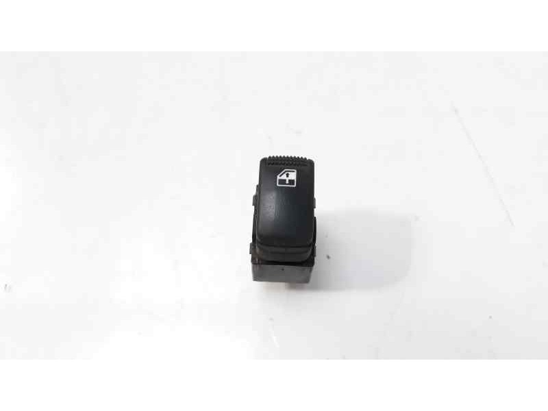 Recambio de mando elevalunas trasero izquierdo para hyundai matrix (fc) 1.5 crdi cat referencia OEM IAM   