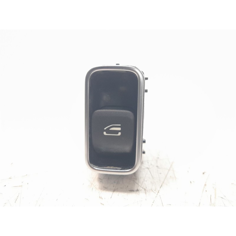 Recambio de elevalunas trasero derecho para mercedes-benz cla-klasse (bm 118) cla 180 (118.384) referencia OEM IAM A1679050201  