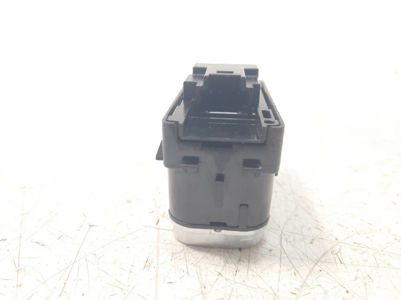 Recambio de interruptor para mercedes-benz cla-klasse (bm 118) cla 180 (118.384) referencia OEM IAM A2479055403  