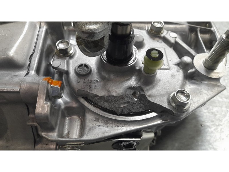 Recambio de caja cambios para mazda 3 berlina (bp) referencia OEM IAM CB0903000  