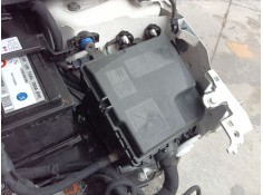 CAJA RELES / FUSIBLES 