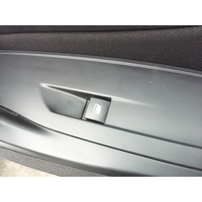 Recambio de mando elevalunas delantero derecho para peugeot 308 sw iii (fc_, fj_, fr_, f4_, fn_) bluehdi 130 (fcyhzl, fcyhzt) re