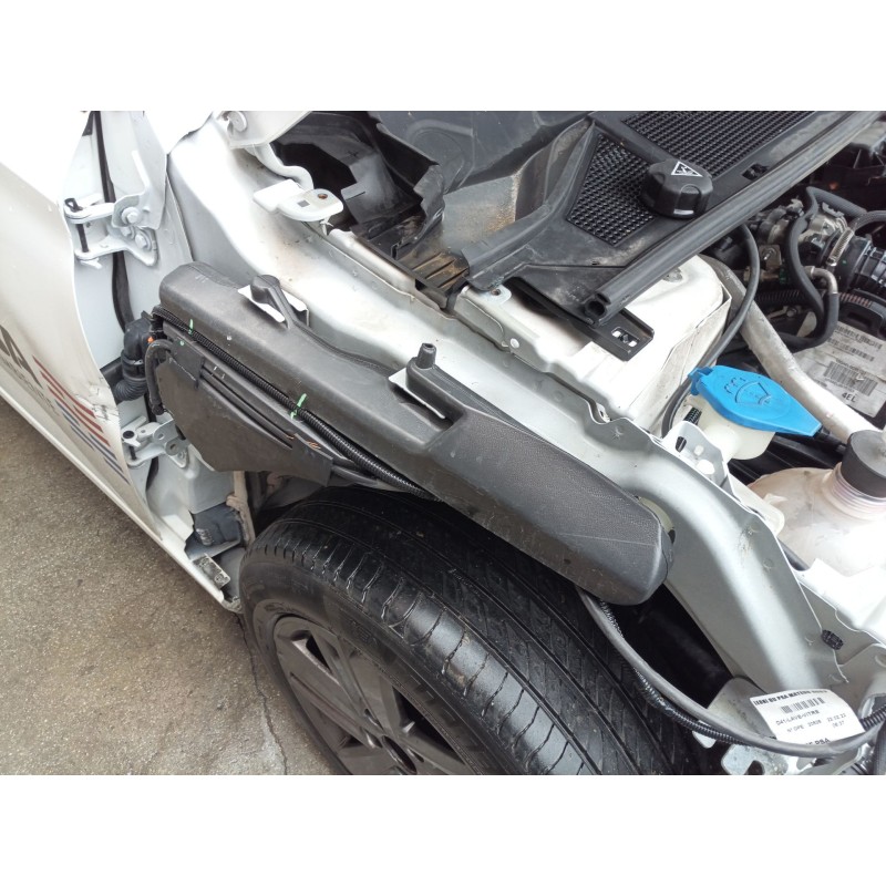 Recambio de deposito limpia para peugeot 308 sw iii (fc_, fj_, fr_, f4_, fn_) bluehdi 130 (fcyhzl, fcyhzt) referencia OEM IAM   