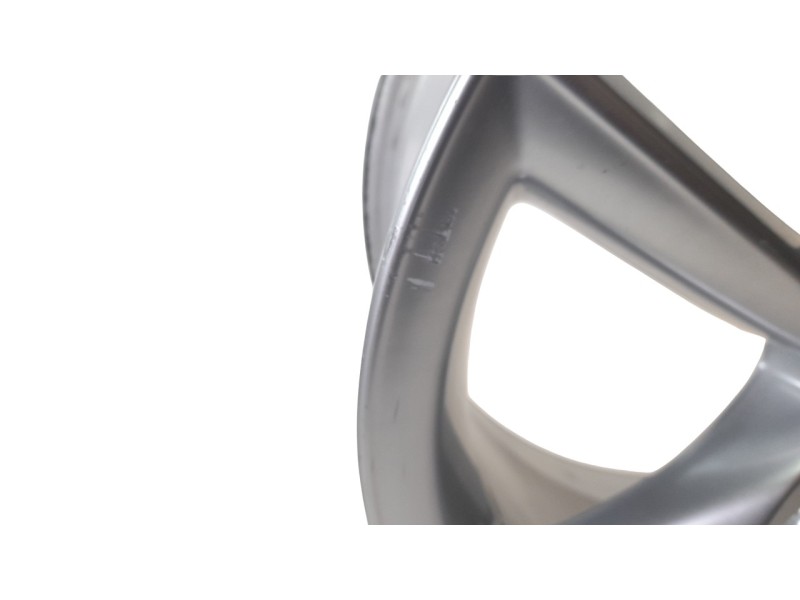 Recambio de llanta para audi q3 (8ug) attraction quattro referencia OEM IAM 8U0601025AA  
