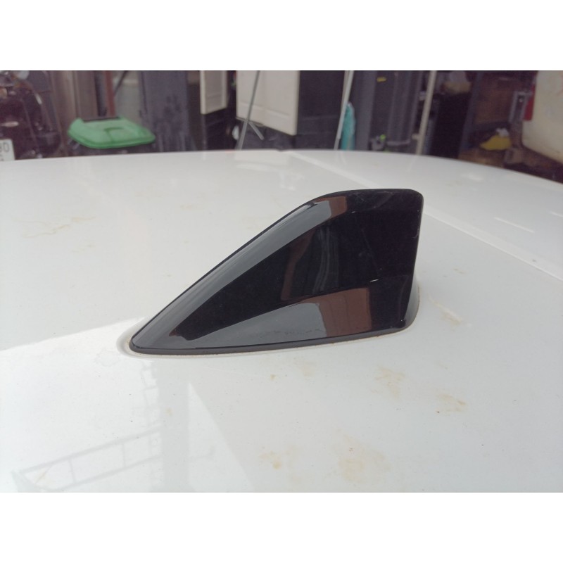 Recambio de antena para peugeot 308 sw iii (fc_, fj_, fr_, f4_, fn_) bluehdi 130 (fcyhzl, fcyhzt) referencia OEM IAM   
