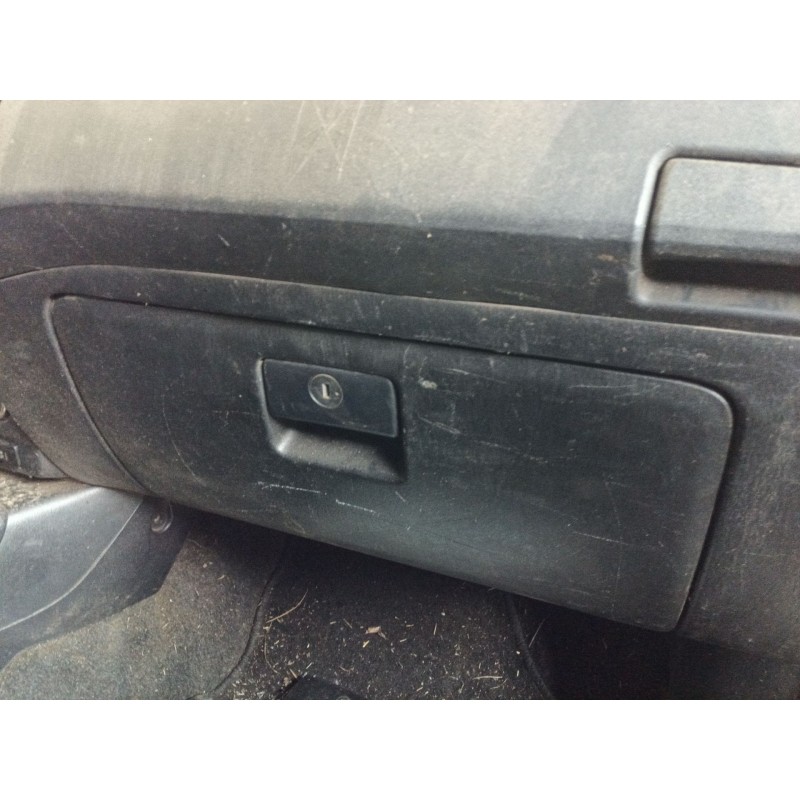 Recambio de guantera para toyota hilux vii pick-up (_n1_, _n2_, _n3_) 2.5 d-4d 4wd (kun25_) referencia OEM IAM   