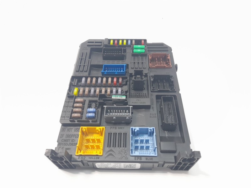 Recambio de caja reles / fusibles para citroën c4 picasso feel referencia OEM IAM 9819851480  