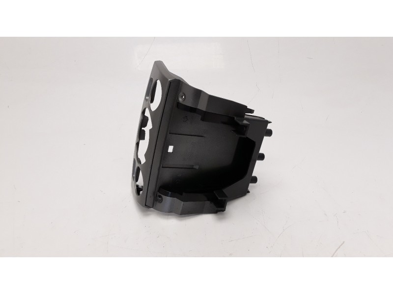 Recambio de moldura para peugeot 308 1.6 16v referencia OEM IAM 9660529177  