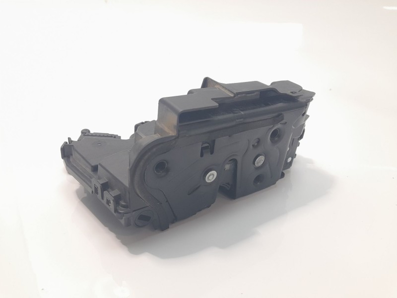Recambio de cerradura puerta delantera derecha para volkswagen passat variant (cb5) 2.0 tdi referencia OEM IAM 5NB837016E  