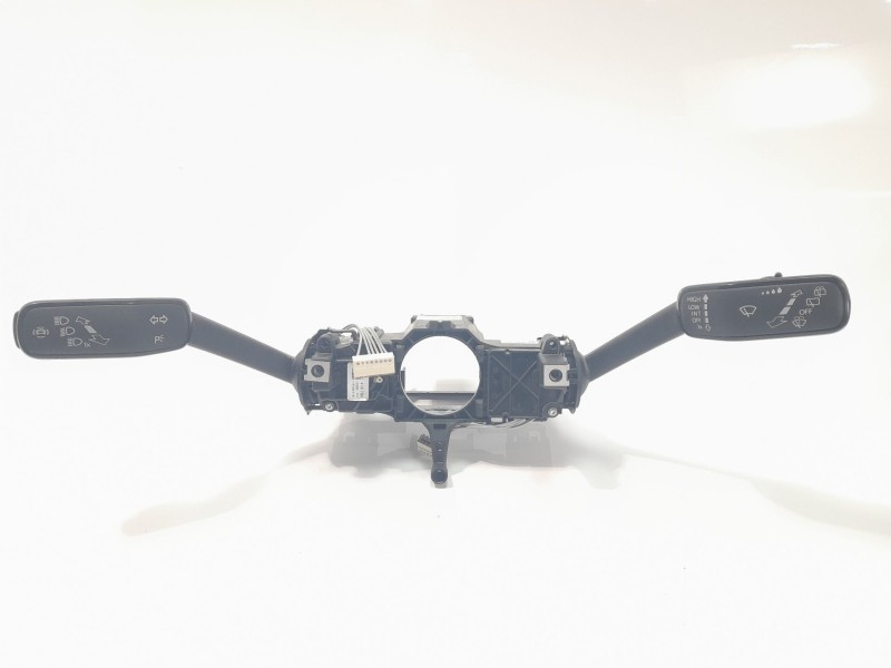 Recambio de mando multifuncion para volkswagen passat variant (cb5) 2.0 tdi referencia OEM IAM 5Q1953521KK  