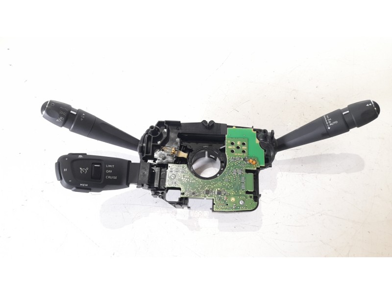 Recambio de mando multifuncion para peugeot 508 hybrid 180 allure referencia OEM IAM 98312600ZD  