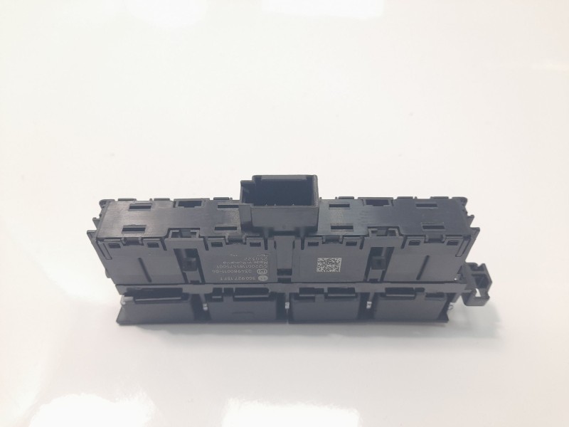 Recambio de interruptor para volkswagen passat variant (cb5) 2.0 tdi referencia OEM IAM 3G0927137T  
