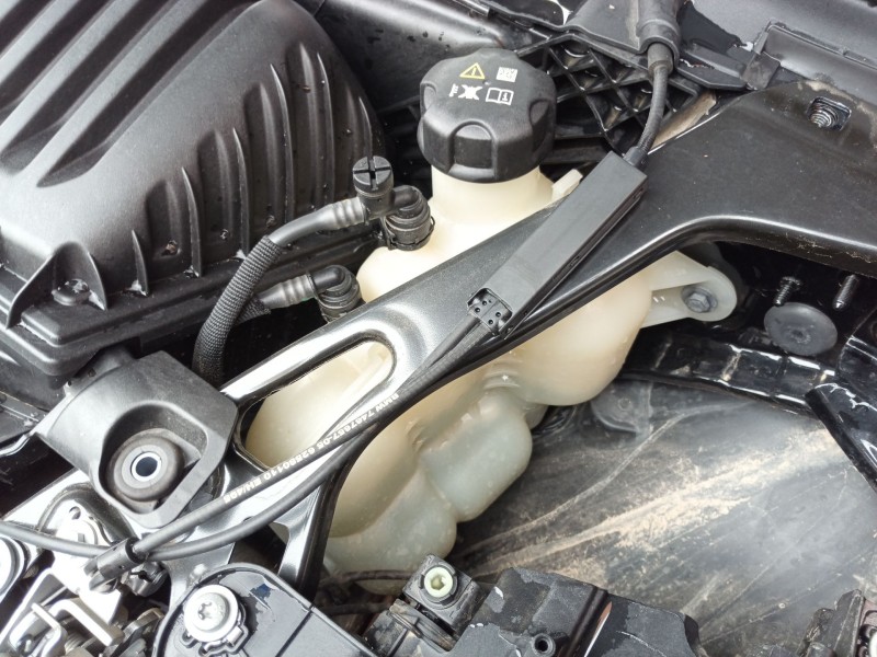 Recambio de deposito expansion para bmw 1 (f40) 118 d referencia OEM IAM   