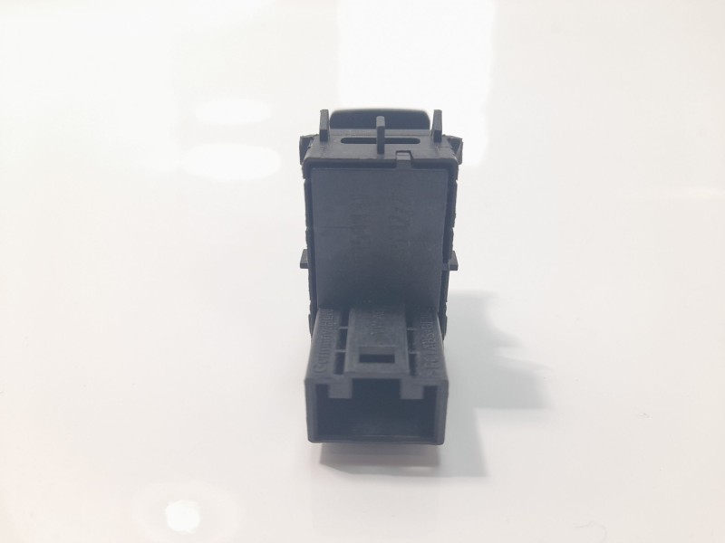 Recambio de interruptor para volkswagen passat variant (cb5) 2.0 tdi referencia OEM IAM 3G0959831  