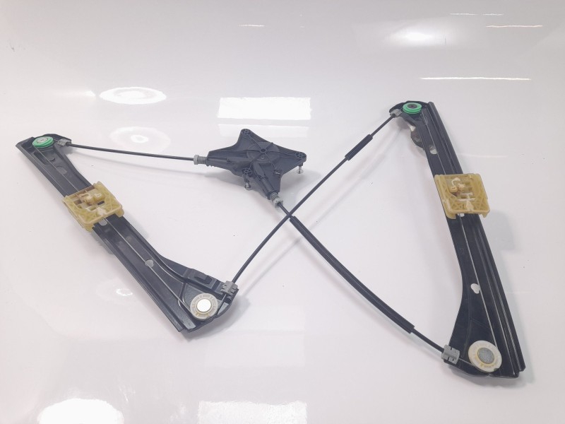 Recambio de elevalunas delantero derecho para volkswagen passat variant (cb5) 2.0 tdi referencia OEM IAM 3G0837462C 106236416 