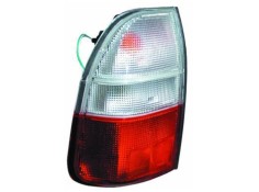 Recambio de piloto trasero izquierdo para mitsubishi l 200 (k6/7) referencia OEM IAM MR954575 108700157 MB8174054