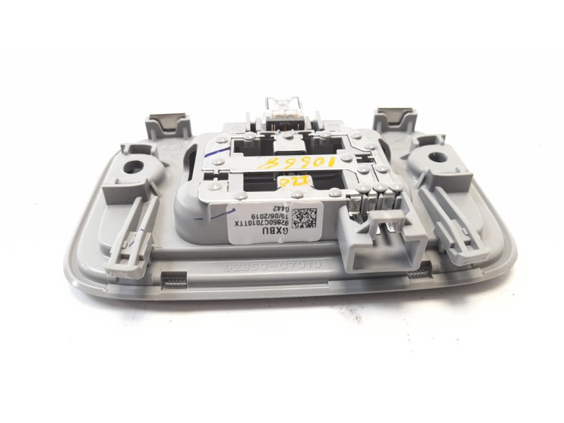 Recambio de luz interior para hyundai i20 1.2 16v cat referencia OEM IAM 92850C7010  