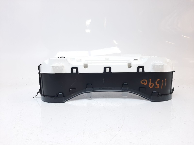 Recambio de cuadro instrumentos para mazda 3 berlina (bp) referencia OEM IAM DFR755430A DFR755430A 
