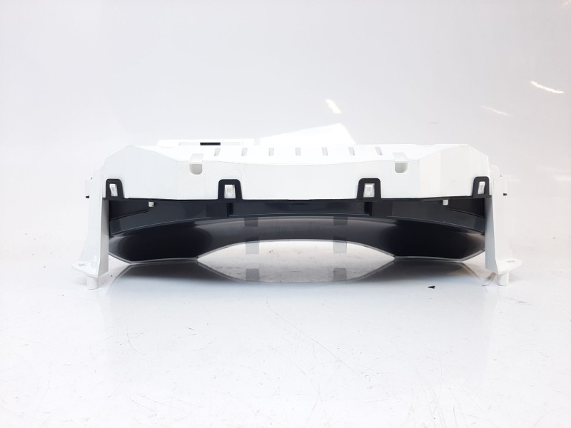 Recambio de cuadro instrumentos para mazda 3 berlina (bp) referencia OEM IAM DFR755430A DFR755430A 