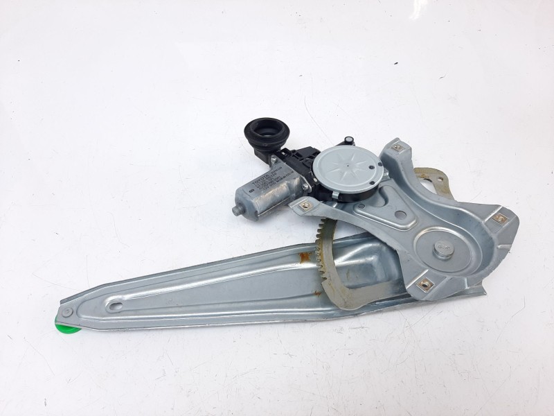 Recambio de elevalunas trasero derecho para toyota yaris hybrid feel referencia OEM IAM 857200D120 857200D120 