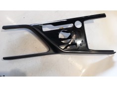 MOLDURA 84651AT000 84651AT000 