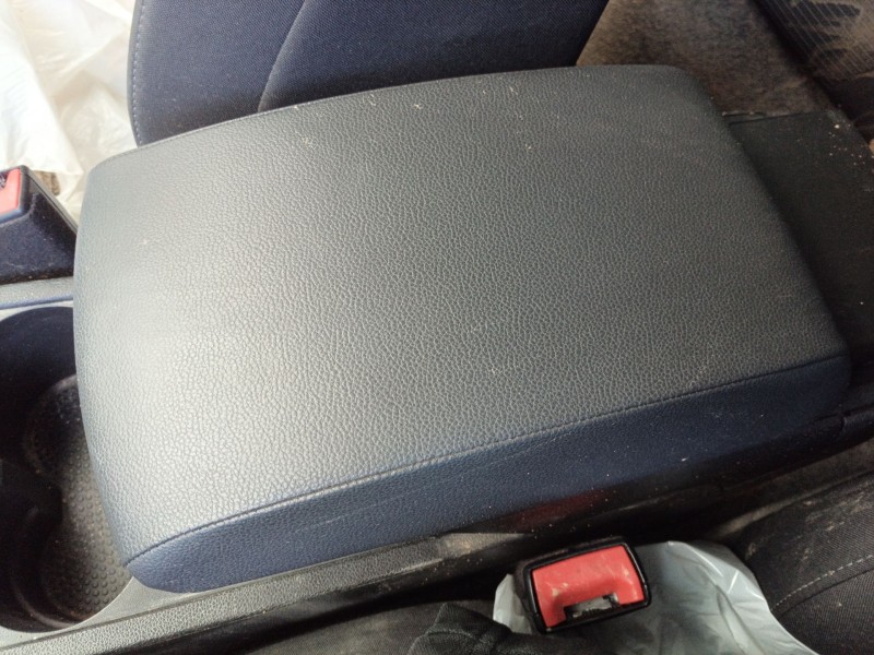 Recambio de apoyabrazos central para seat leon st (5f8) 1.5 tgi referencia OEM IAM   