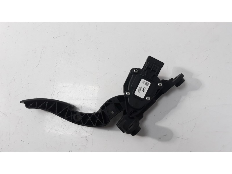 Recambio de potenciometro pedal para hyundai i20 1.2 16v cat referencia OEM IAM 327001RXXX  