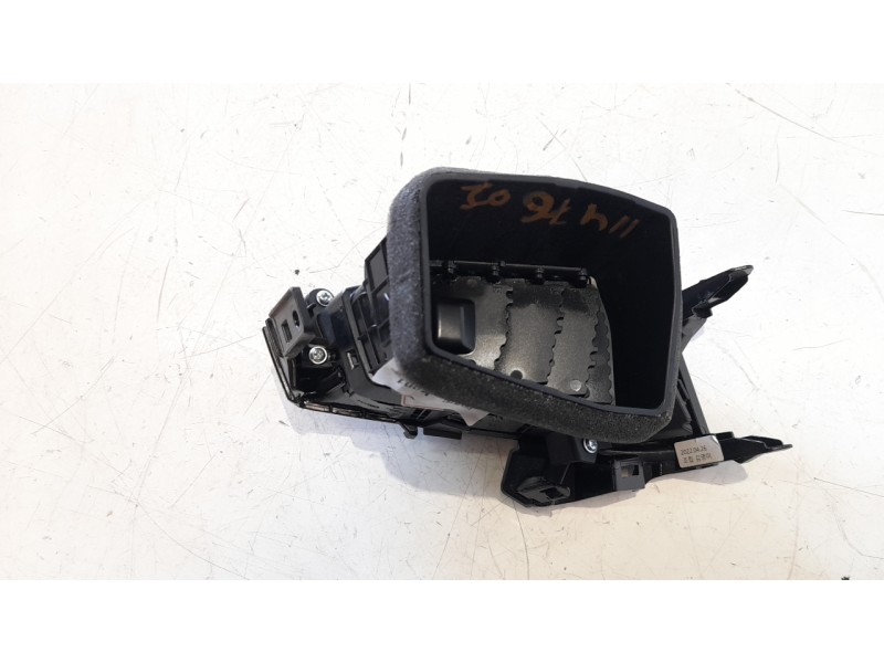 Recambio de aireador izquierdo para kia niro (sg2) hybrid concept referencia OEM IAM 97480AT000SA1  