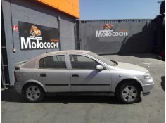 opel astra g berlina del año 2000
