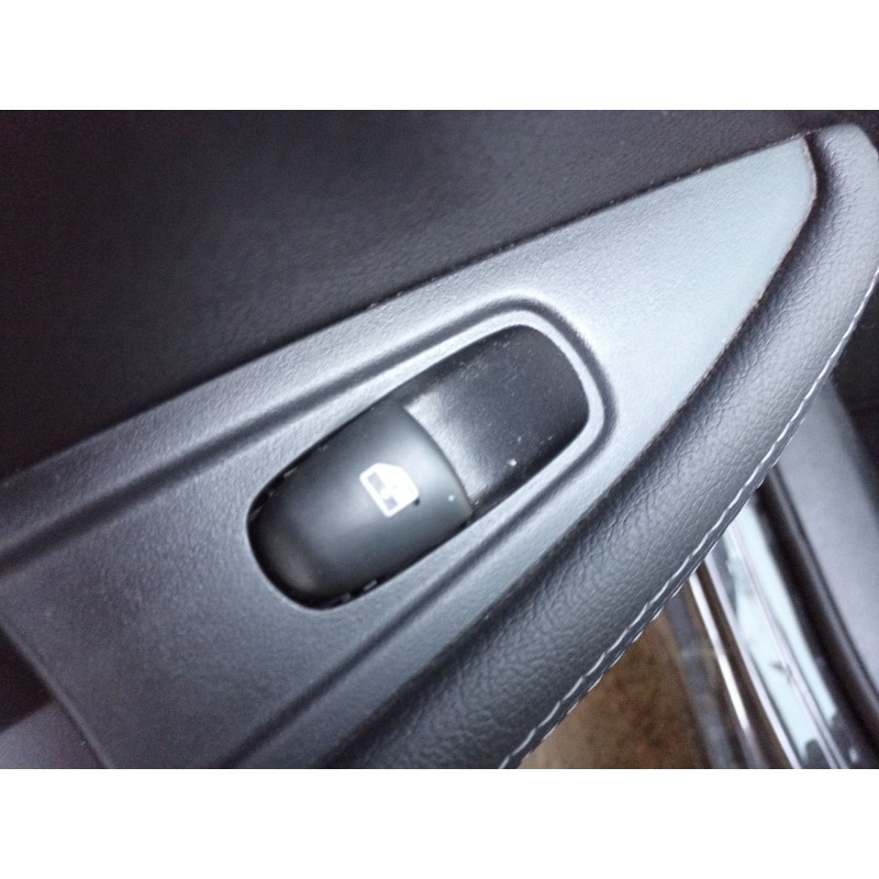 Recambio de mando elevalunas trasero izquierdo para nissan qashqai ii (j11, j11_) 1.3 dig-t referencia OEM IAM   