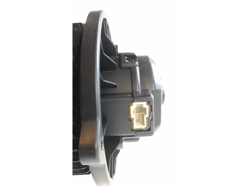 Recambio de ventilador calefaccion para kia niro (sg2) hybrid concept referencia OEM IAM 97113AT000  