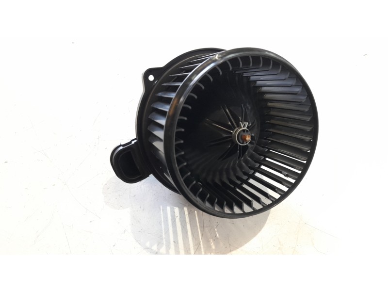 Recambio de ventilador calefaccion para kia niro (sg2) hybrid concept referencia OEM IAM 97113AT000  