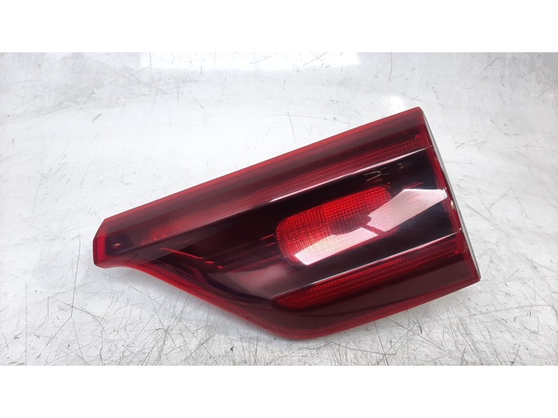 Recambio de piloto trasero derecho interior para kia sportage concept 2wd referencia OEM IAM 92406F1501  