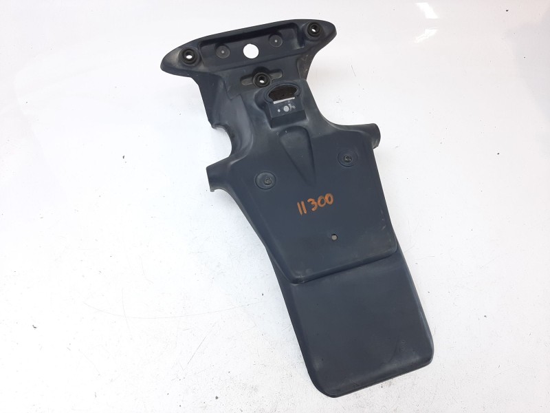 Recambio de portamatriculas para aprilia pegaso 125 / 600 / 650 pegaso 650 referencia OEM IAM AP8126912 AP8126912 