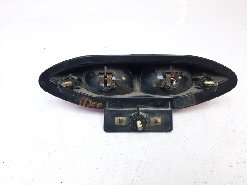 Recambio de piloto trasero central para aprilia pegaso 125 / 600 / 650 pegaso 650 referencia OEM IAM AP8124215 AP8124215 