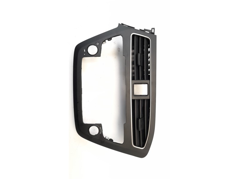 Recambio de moldura para hyundai i20 1.2 16v cat referencia OEM IAM 84740C8ACO  