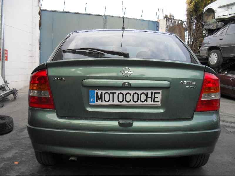 opel astra g berlina del año 1998