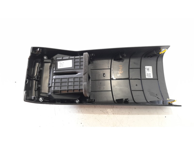 Recambio de rejilla aireadora para kia niro (sg2) hybrid concept referencia OEM IAM 84640AT020CCV  