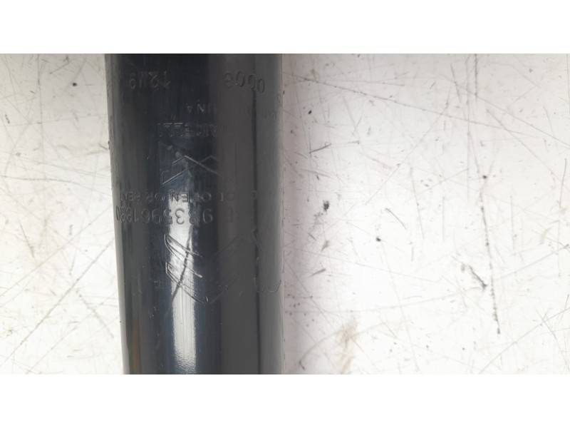 Recambio de amortiguador trasero derecho para peugeot 508 hybrid 180 allure referencia OEM IAM 9835961880  