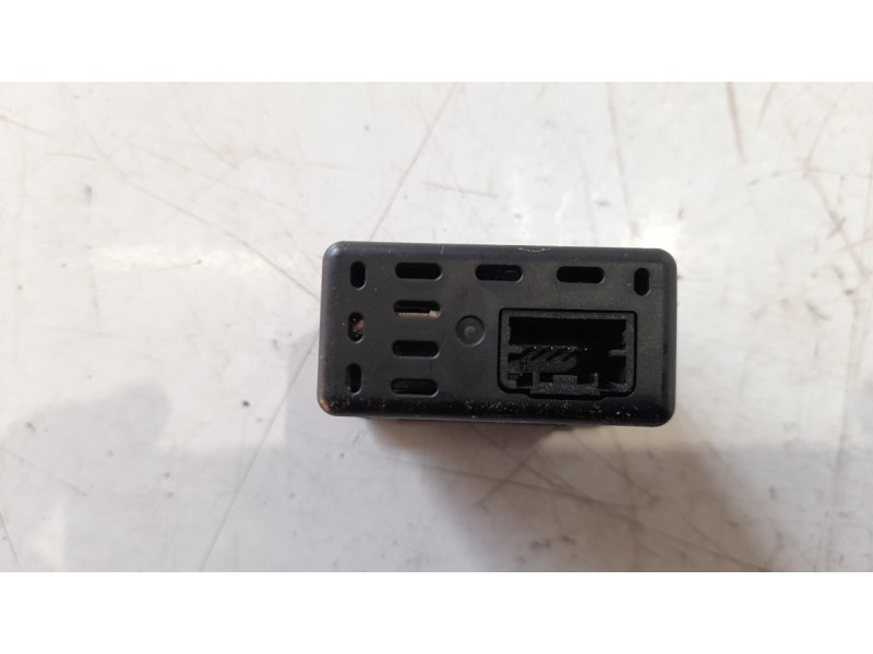 Recambio de modulo electronico para peugeot 508 hybrid 180 allure referencia OEM IAM 9827093777  