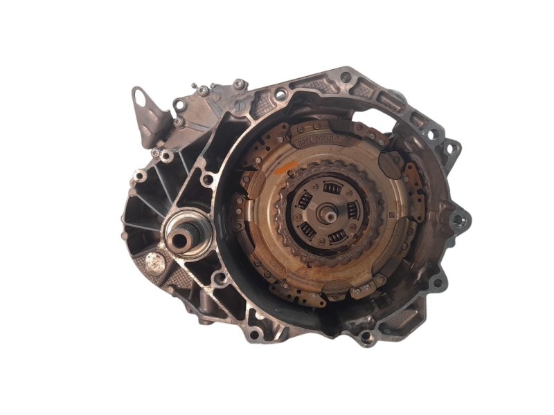 Recambio de caja cambios para audi a3 sportback (8vf) referencia OEM IAM UAC TXU 