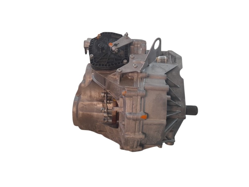 Recambio de caja cambios para audi a3 sportback (8vf) referencia OEM IAM UAC TXU 