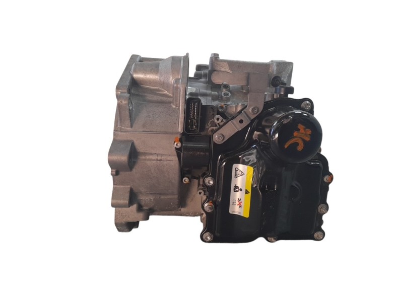 Recambio de caja cambios para audi a3 sportback (8vf) referencia OEM IAM UAC TXU 