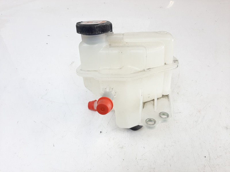 Recambio de deposito expansion para toyota yaris hybrid feel referencia OEM IAM 4722052170 4722052170 