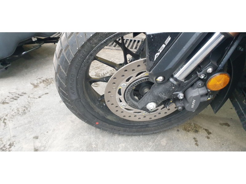 Recambio de llanta delantera para honda adv 350 referencia OEM IAM 44650K2LD00ZA  